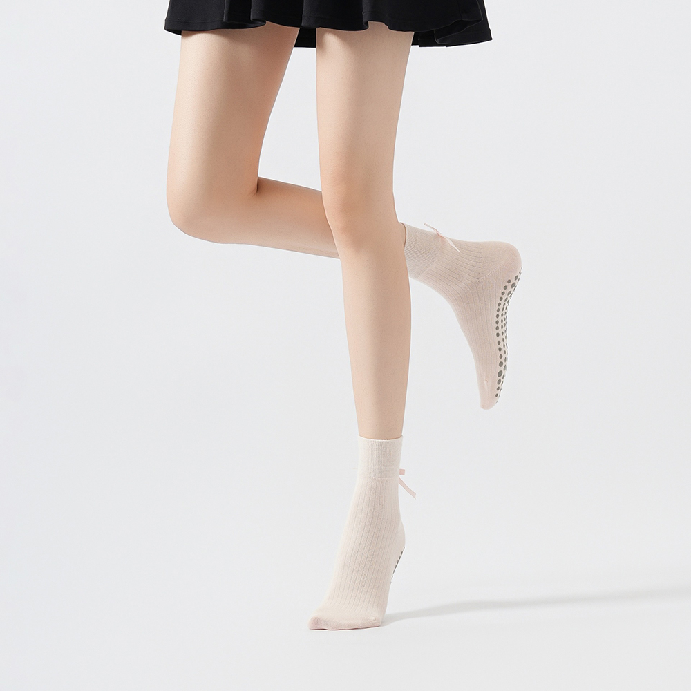 Cute Bowknot Yoga Socks Girls  - Yoga & Fitness With Faye The Well Being Studio Abbots Langley Reviews recension och pris